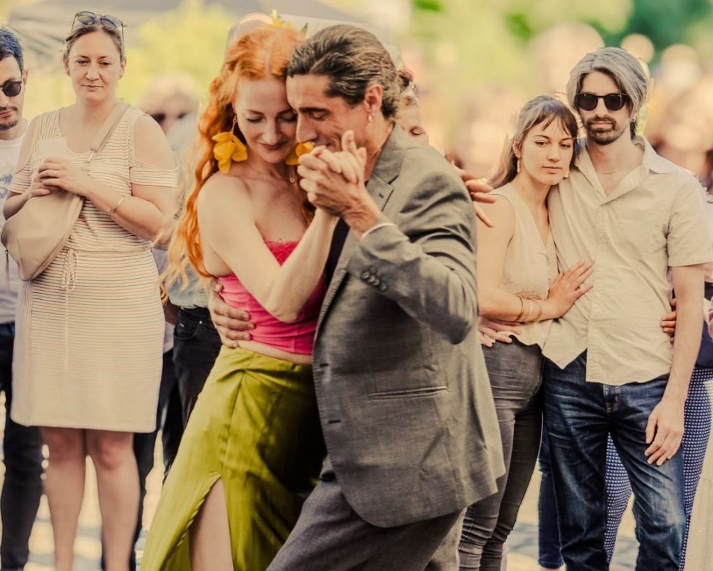 Tango - Julian und Heidrun, Fotograf Ule Kamal Mägdefrau - Querformat